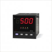 最后在26岁选择离婚并退出