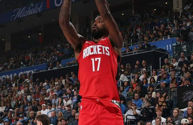 卡佩拉爆发助力火箭队中锋轮换格局重塑