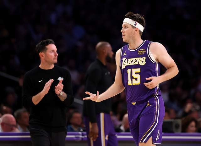 老鹰凯尔特人补强引援 里夫斯伤退湖人西部排名