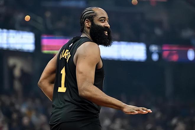 斯特鲁斯爆发砍24分 骑士轻取猛龙开门红